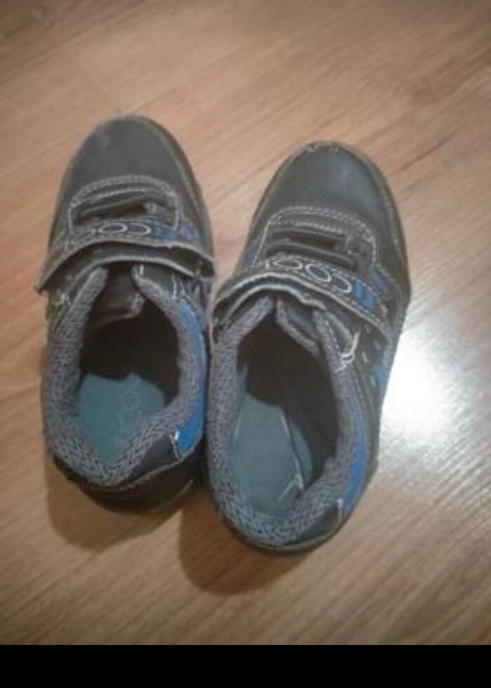 26 numara erkek çocuk spor ayakkabı  - Görsel 2