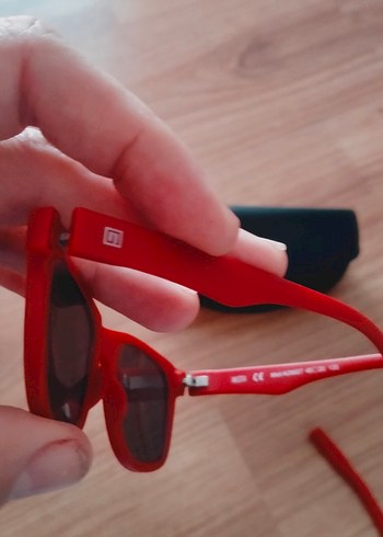 Kırmızı çocuk Güneş Gözlüğü unisex - Görsel 3