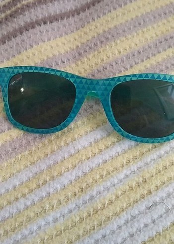 2 adet güneş gözlüğü ve saat - Görsel 5