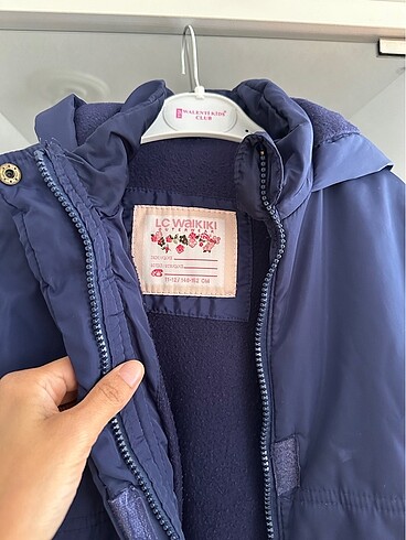 LCW kız çocuk mont - Görsel 3