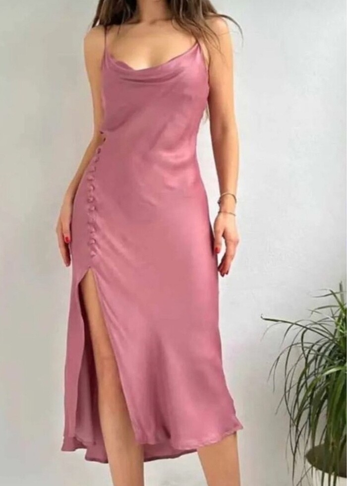 Zara yırtmaç detay saten elbise - Görsel 3