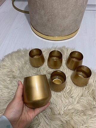 Gold su bardağı