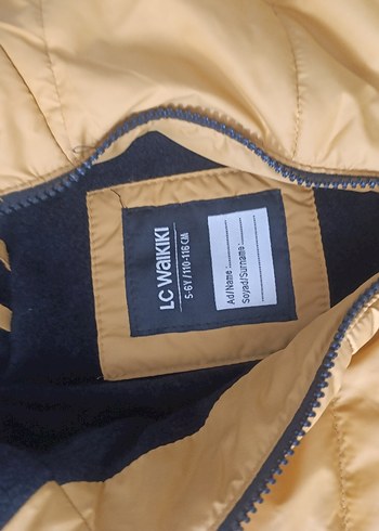 LC Waikiki Sarı Kapüşonlu Erkek Çocuk Mont