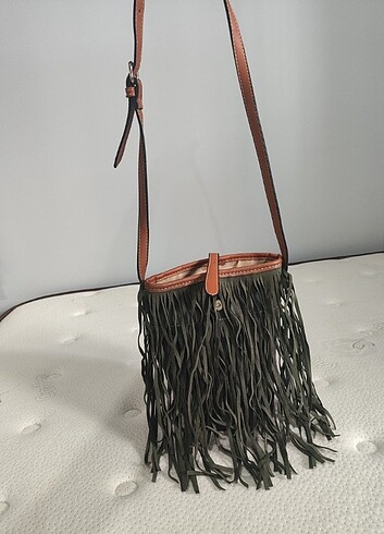 Püsküllü Çanta - Görsel 5