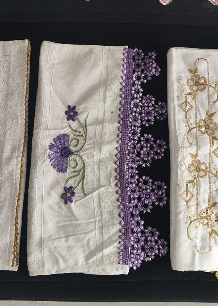 İğne oyalı dantel isleme kenarlı havlu - Görsel 2