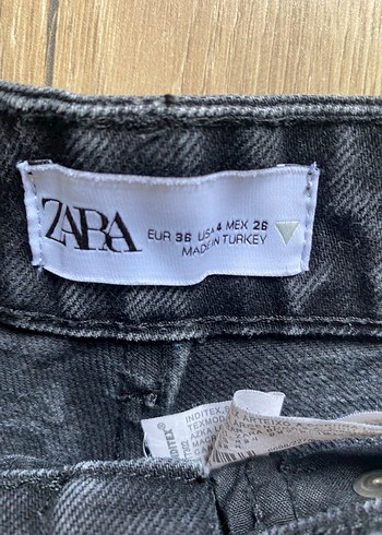 Siyah Yırtık Detaylı Midi Bol Kesim Kadın Jean - Görsel 3