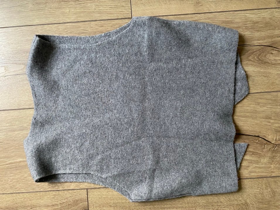 Düğmeli Gri Yün Kadın Yelek - Görsel 2