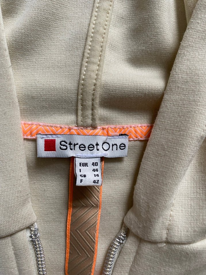 Kadın bej Kapüşonlu Kısa Kollu Fermuarlı Sweatshirt - Görsel 2