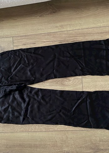 Siyah Saten  Pantolon - Görsel 2