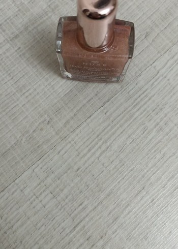 NUXE Çok Amaçlı Parlak Bej Yağ - Görsel 3