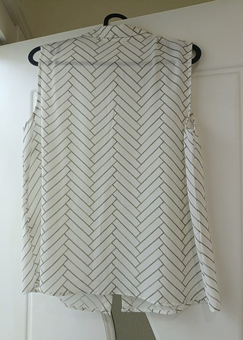 Gri Çizgili Beyaz Kolsuz Gömlek - Görsel 2