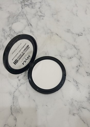 NYX HD Bitirici Pudra - Parlak Beyaz - Görsel 3