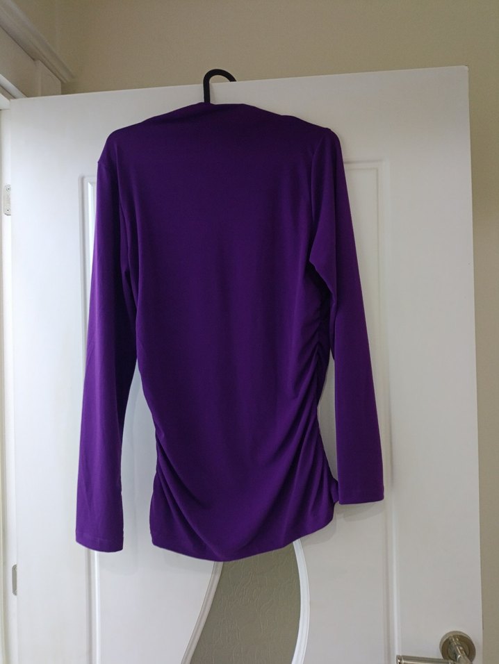 Mor Yüksek Yakalı Drapeli Kadın Bluz - Görsel 3