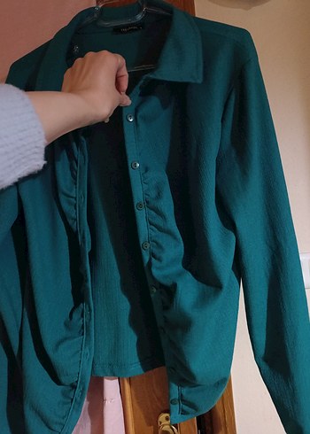 Düğmeli petrol rengi bluz - Görsel 3