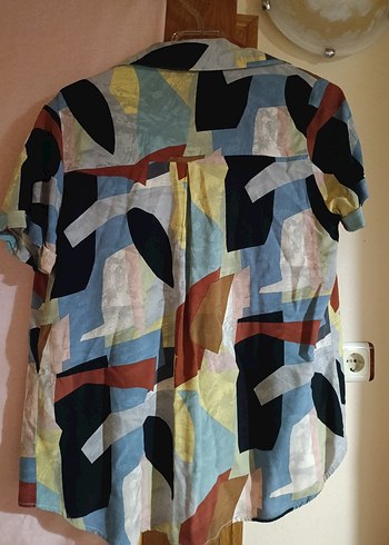 Renkli Desensiz Kısa Kollu Kadın Gömlek - Görsel 2