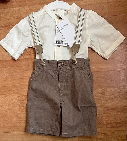 6 Ay Beden kahverengi Renk H&M erkek bebek 2 parçalı pantolon askılı takım