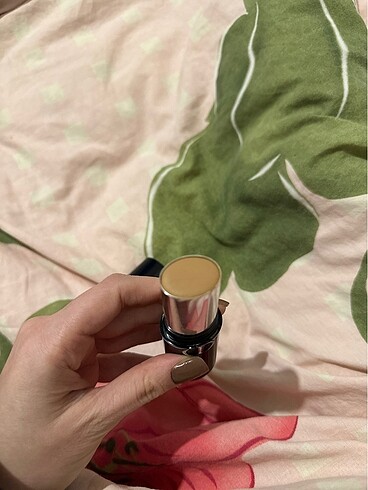 Beden Dior stick fondöten