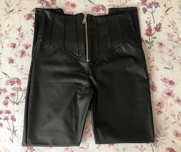 Korseli mat deri tayt - Görsel 3