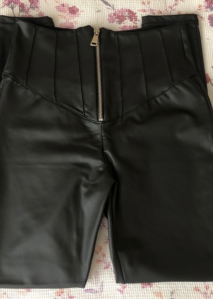 Korseli mat deri tayt - Görsel 3