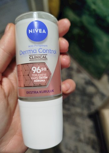Nivea Derma Control Clinical Roll-On 96 Saat Koruma - Görsel 2