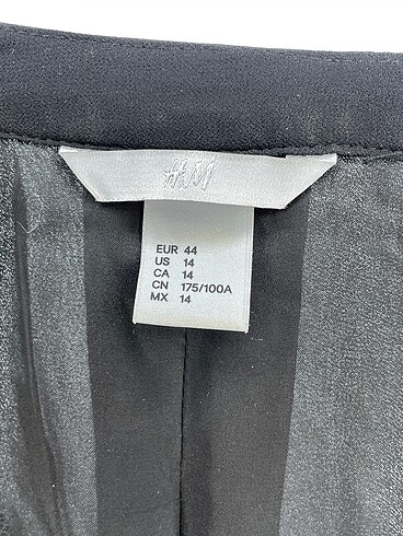 44 Beden siyah Renk H&M Kısa Elbise %70 İndirimli.