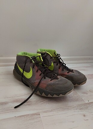 Nike kyrie1 47.5 numara sadece salonda giydim
