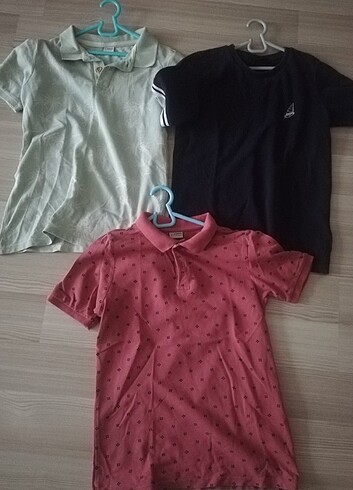 LC Waikiki Pembe renkli erkek çocuk yakalı tişört