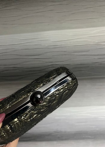 Mango Klasik Siyah Yılan Derisi Desenli Kadın Clutch