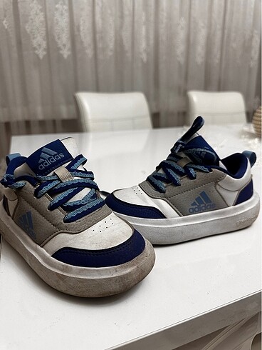 Adidas park street