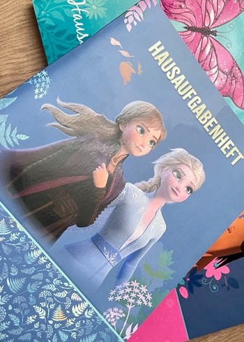 Frozen Temalı Hausaufgabenheft - Görsel 3