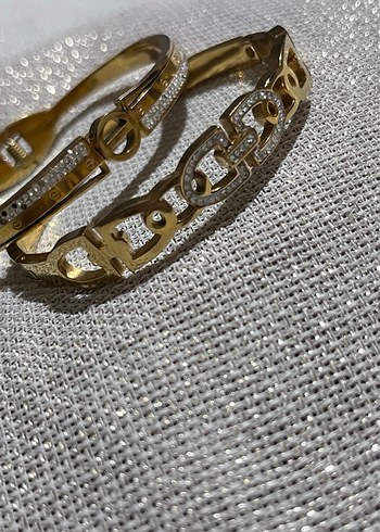 Pembe İşlemeli Parlak Kolye ve Küpe Seti - Görsel 6