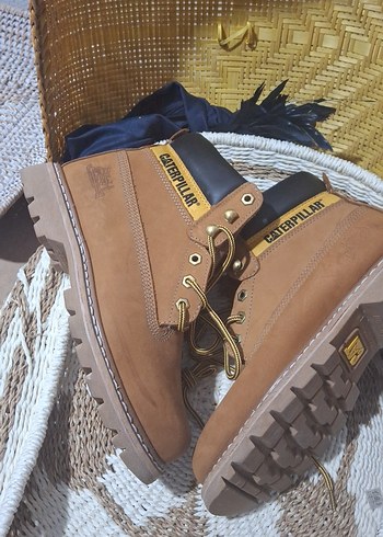 CAT Kahverengi Deri Outdoor - Görsel 3