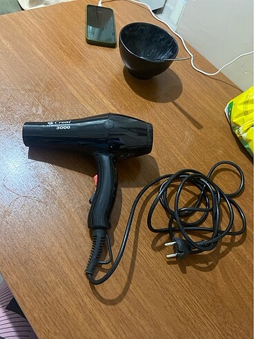 Fön makinesi