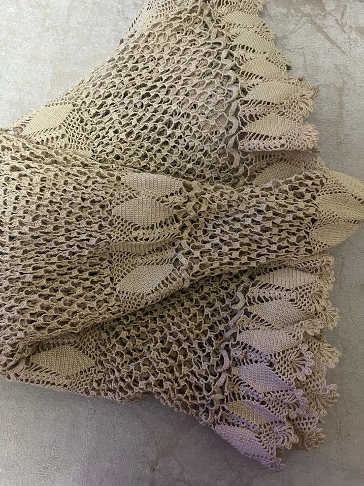 El Yapımı Bohem Örgü Masa Örtüsü - Görsel 2