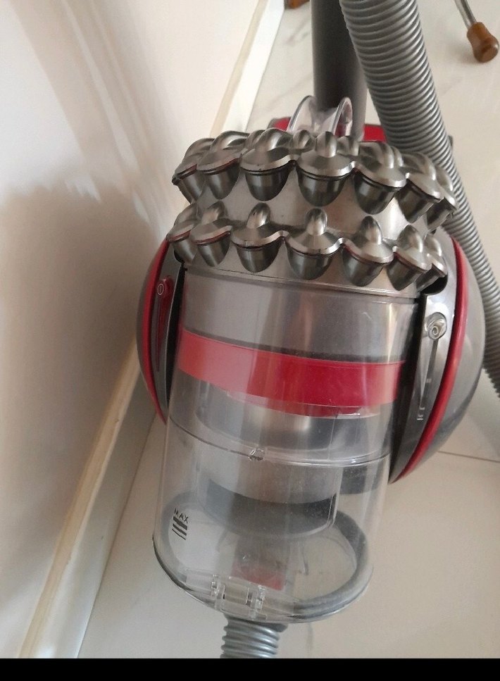 Dyson bigball Kablolu Elektrikli Süpürge - Görsel 5