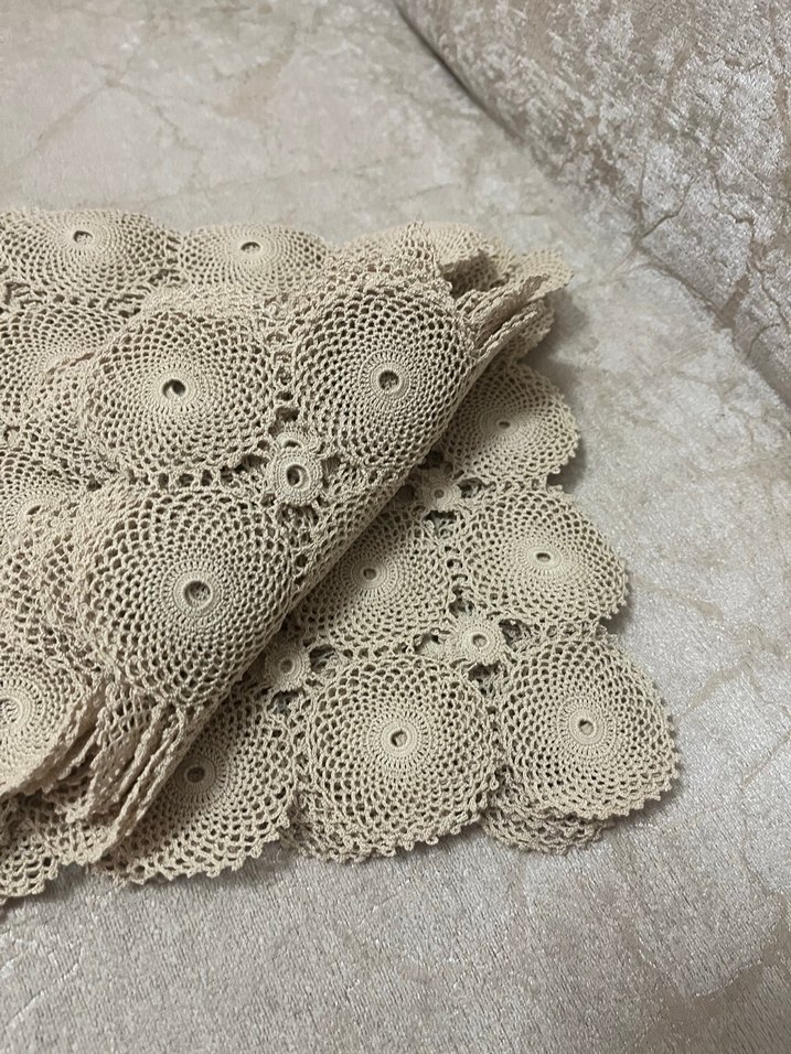 El Yapımı Bohem Dantel Örtü - Görsel 2