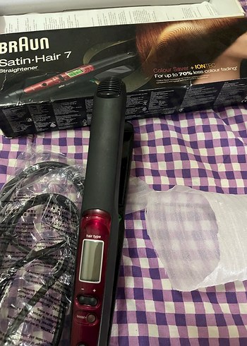 Braun Dijital Ekranlı Saç Düzleştirici - Görsel 6