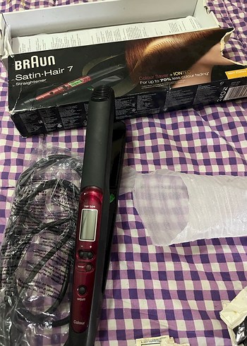 Braun Dijital Ekranlı Saç Düzleştirici - Görsel 8