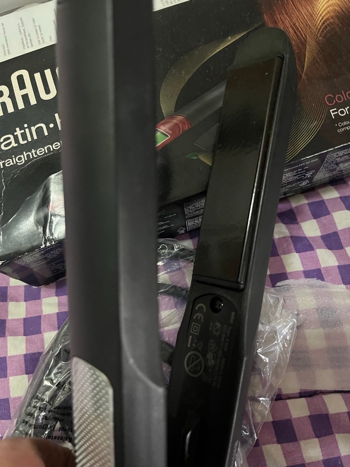 Braun Dijital Ekranlı Saç Düzleştirici - Görsel 5