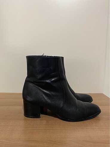 38 Beden siyah Renk Ninewest kadın bot