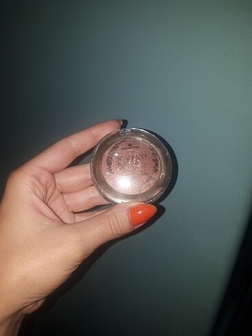 Beden Essence aydınlatıcı