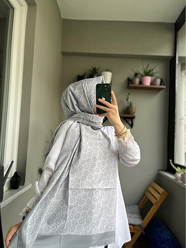 Diğer Orkide Monogram Şal