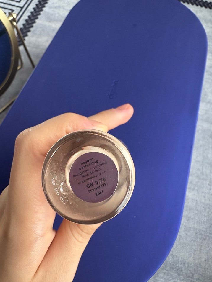 Clinique Bej Fondöten - Görsel 3