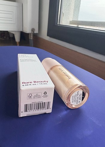Rare Beauty highliter - Görsel 3
