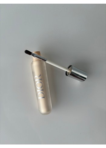 Dior fırçalı kapatıcı - Görsel 2