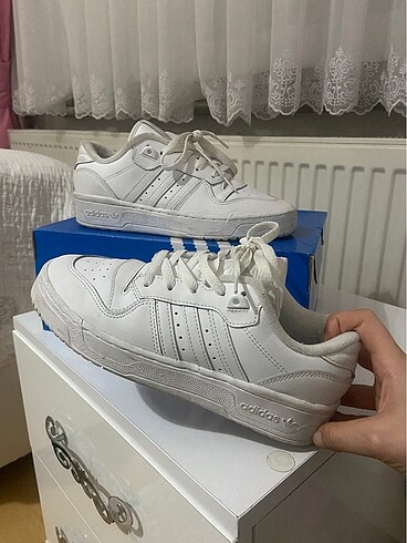 Adidas - Rivalry low Sıfır Ayakkabı