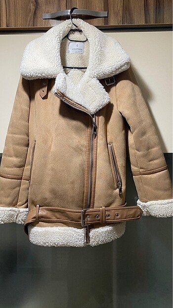 Stradivarius Biker mont