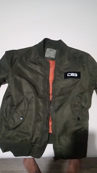 Colins bomber cekey