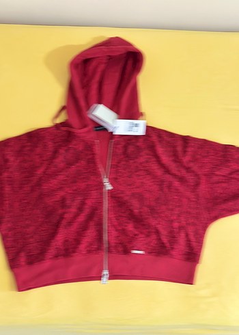 Kadın Kırmızı Fermuarlı Kapüşonlu Sweatshirt