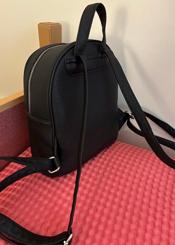 Pull&bear Siyah Deri Kadın Sırt Çantası - Görsel 2